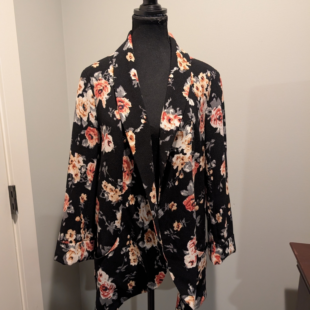 Daniel Rainn Floral Black Women's Blazer